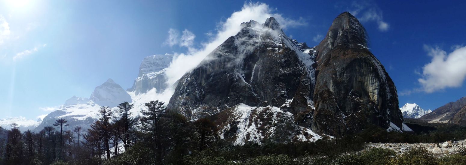 Makalu Circuit Trek
